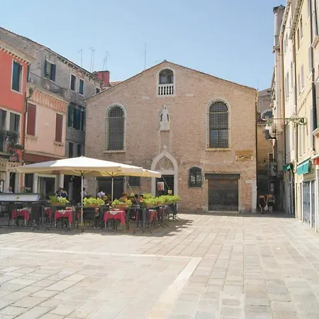 Cadelloca E Della Graticola Apartman