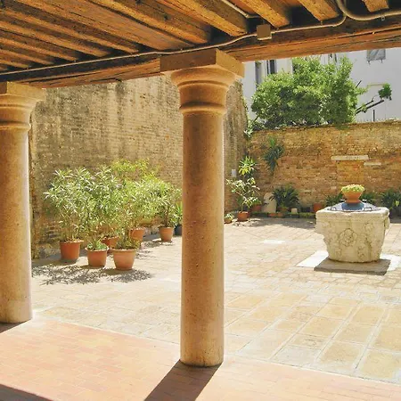 Cadelloca E Della Graticola * Venise